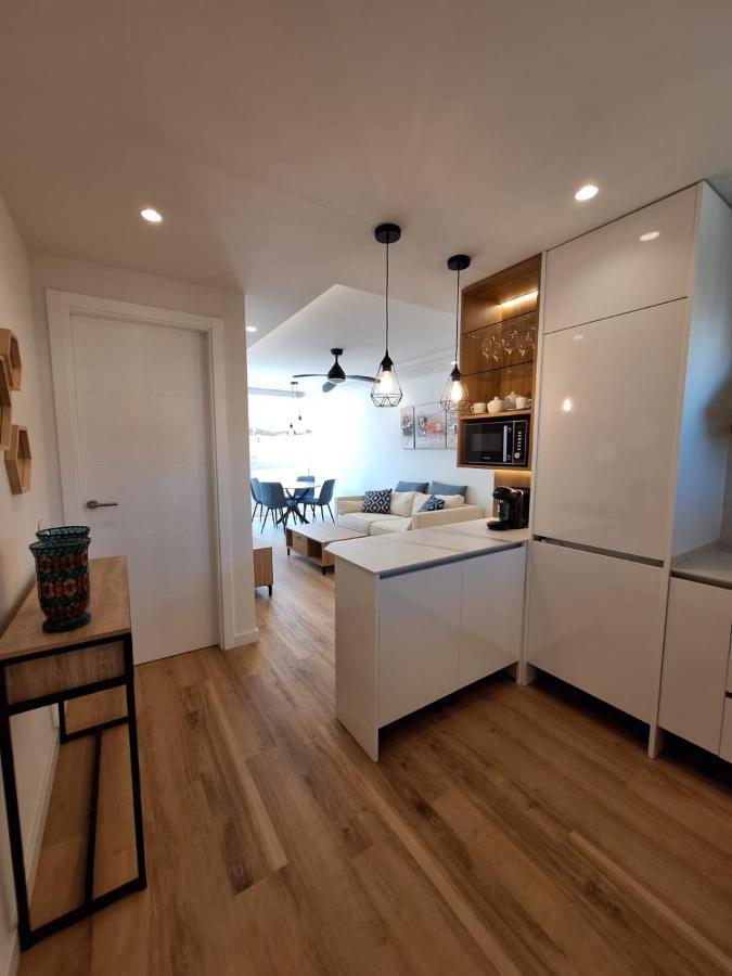 Seafront Apartment Marbellac Extérieur photo