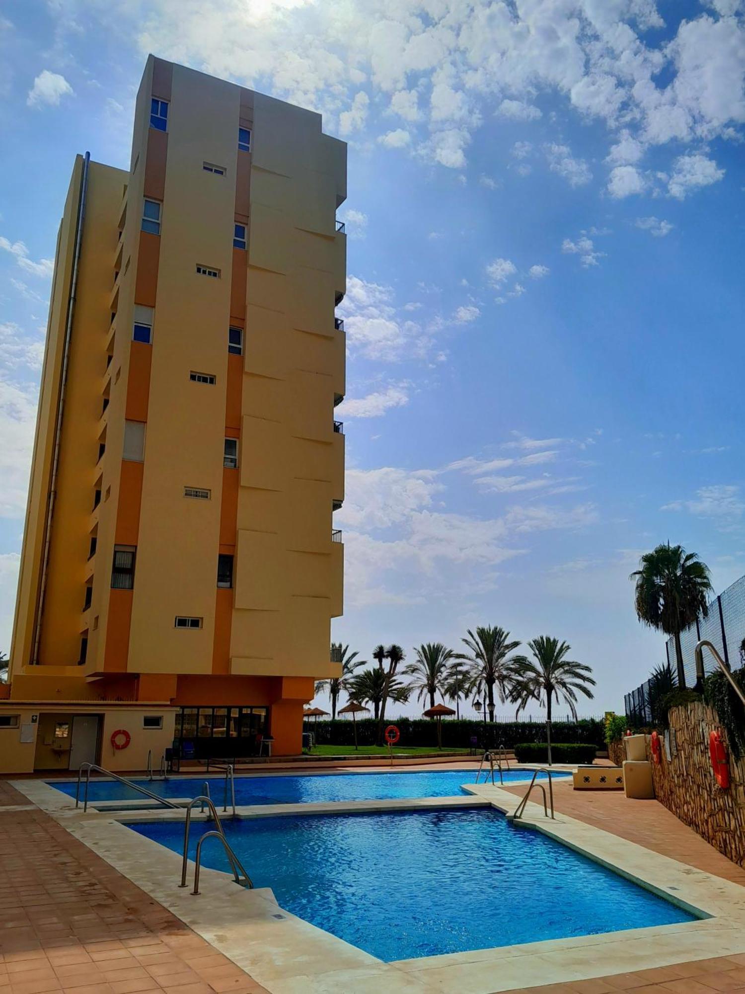 Seafront Apartment Marbellac Extérieur photo